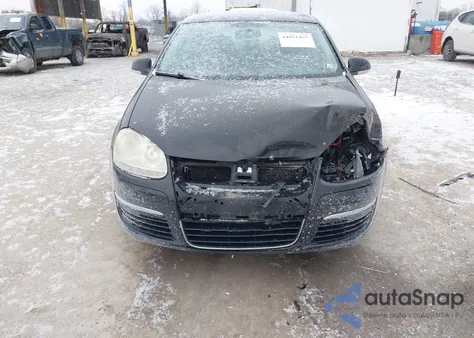 2009 Volkswagen Jetta Se from USA, damaged, VIN 3VWRM71K49M071911
